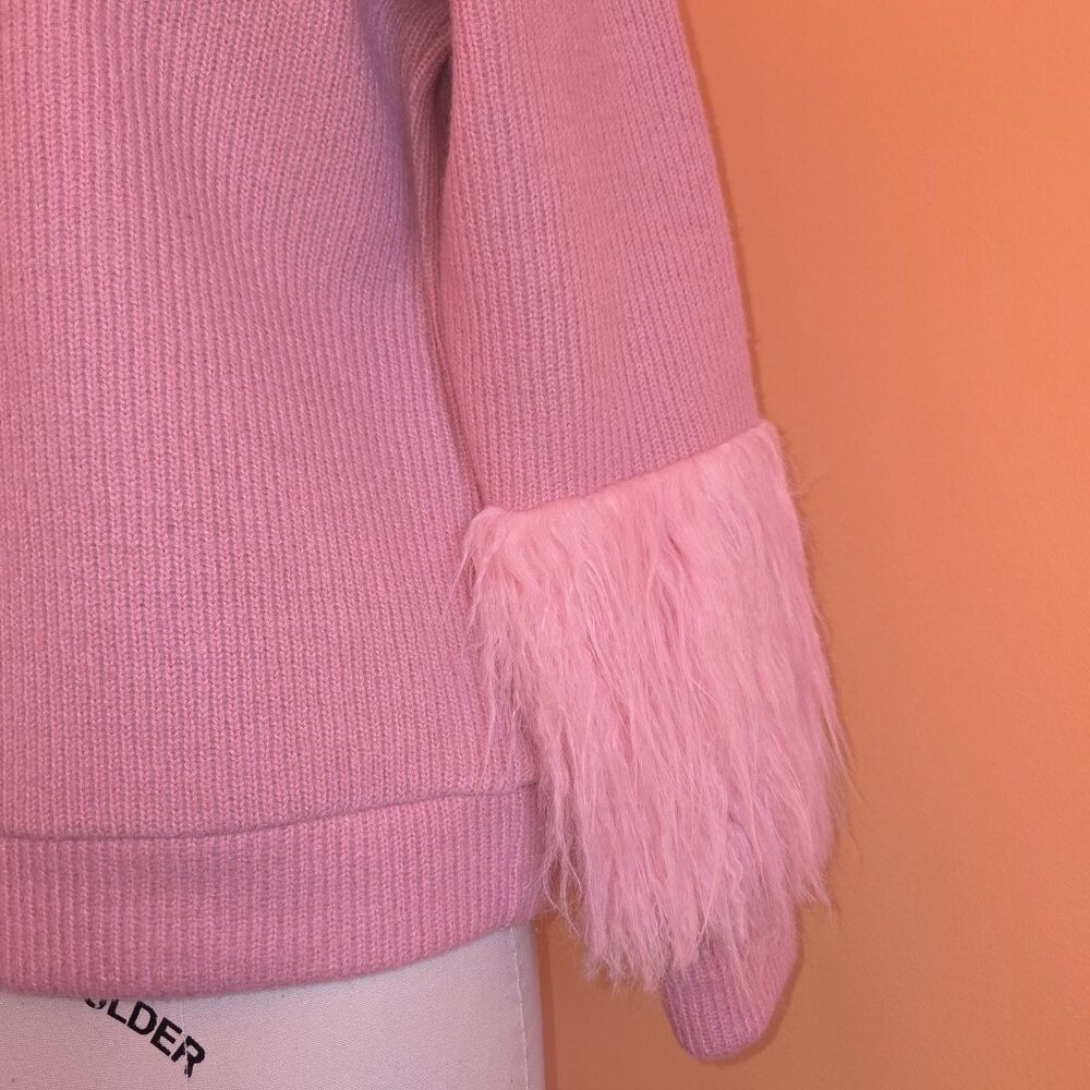 Sweater - Picture 2 of 7